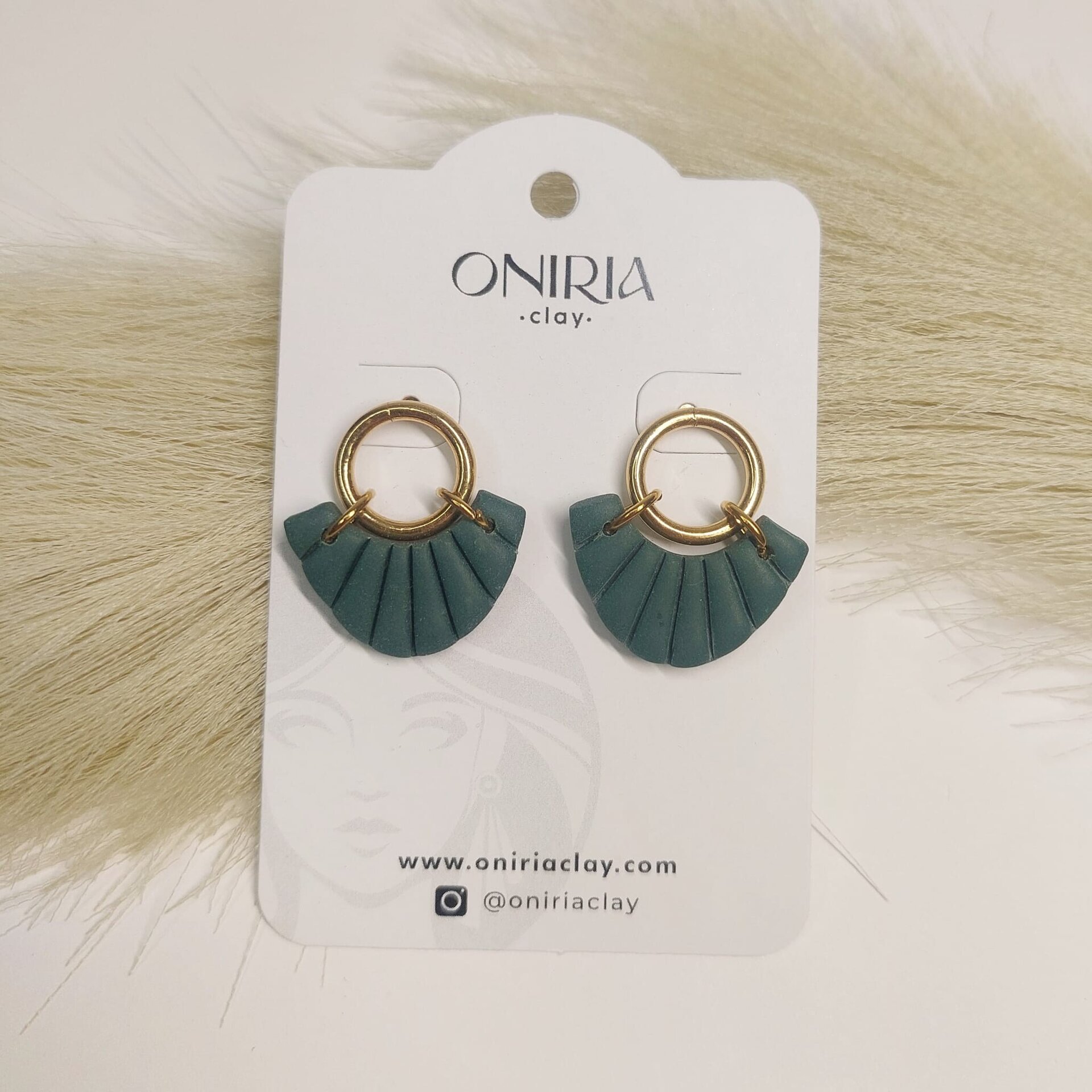 Demy esmeralda con relieve - 2